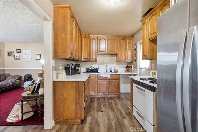 965 Kansas, Colton, CA 92324