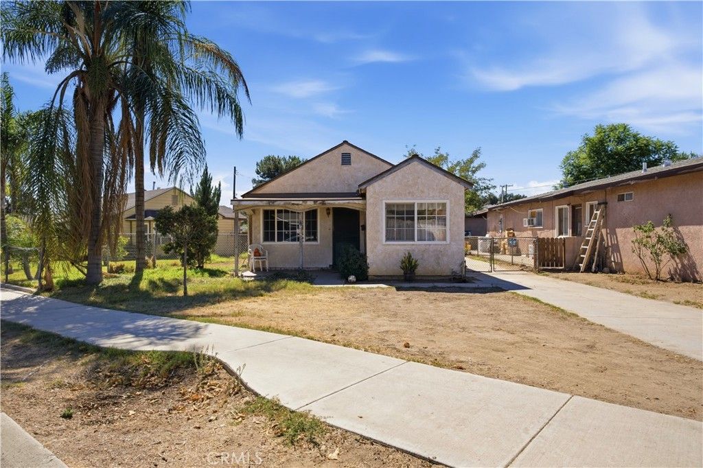 965 Kansas, Colton, CA 92324