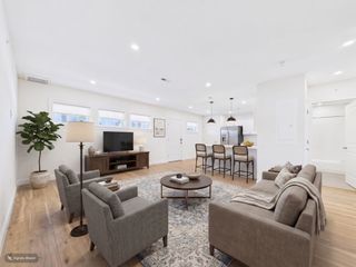 1 Pleasant Street 305, Cohasset, MA 02025