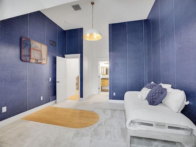 1075 E Oxford Ln, Cherry Hills Village, CO 80113