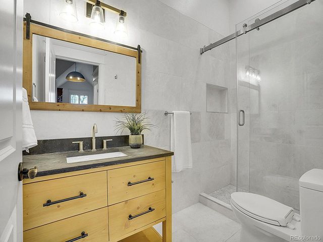 1075 E Oxford Ln, Cherry Hills Village, CO 80113