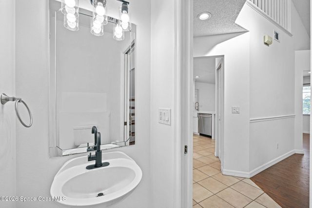 1742 Nicklaus Drive, Melbourne, FL 32935