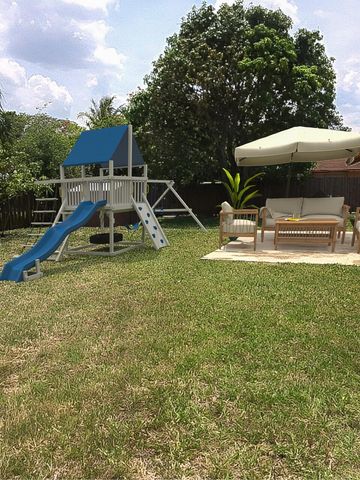 9209 Southampton Place, Boca Raton, FL 33434