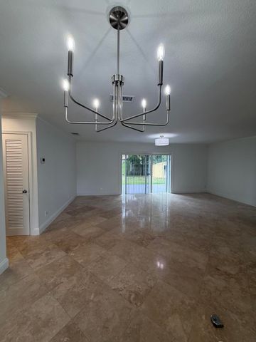 9209 Southampton Place, Boca Raton, FL 33434