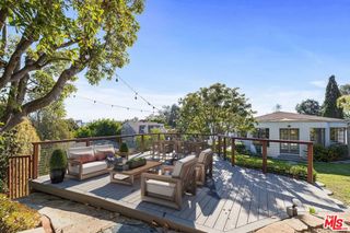 486 Denslow Avenue, Los Angeles, CA 90049