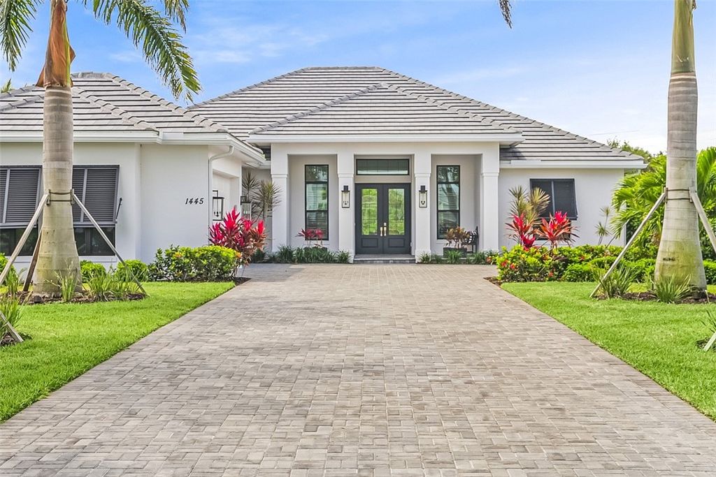 1445 River Club Drive, Vero Beach, FL 32963