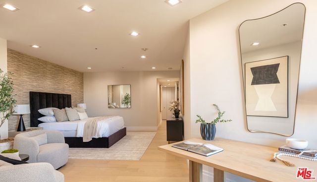 10430 Wilshire Boulevard 802, Los Angeles, CA 90024