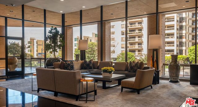 10430 Wilshire Boulevard 802, Los Angeles, CA 90024