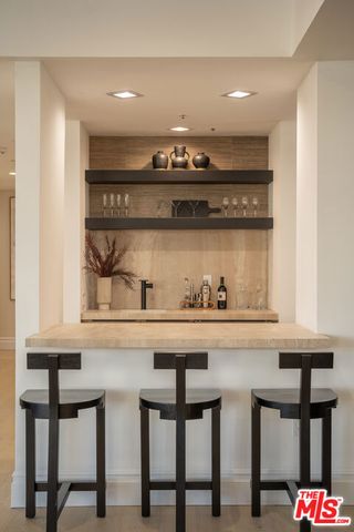 10430 Wilshire Boulevard 802, Los Angeles, CA 90024