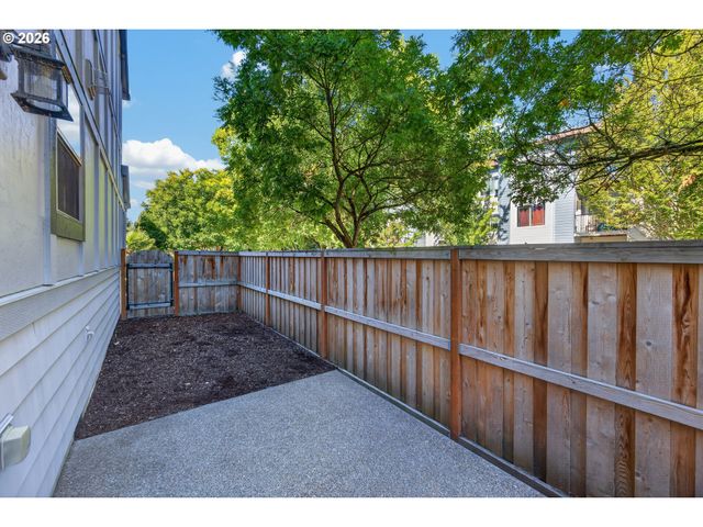 29241 Sw ORLEANS Ave, Wilsonville, OR 97070