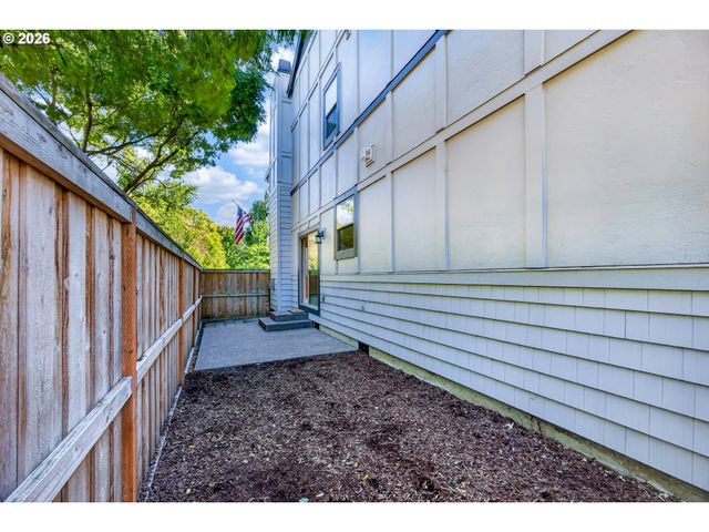 29241 Sw ORLEANS Ave, Wilsonville, OR 97070
