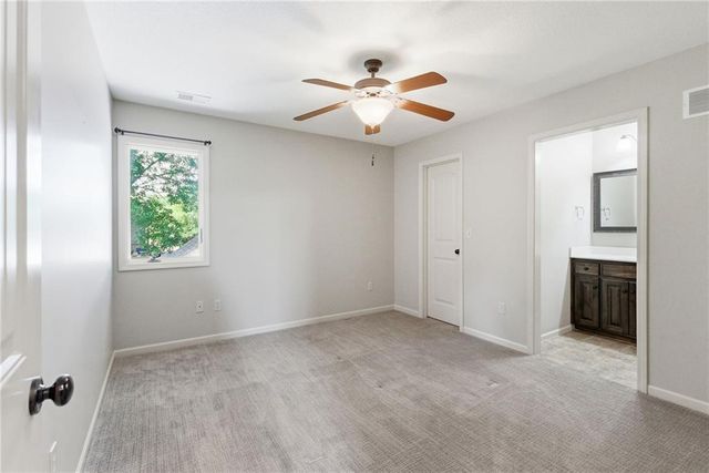 26132 W 108th Place, Olathe, KS 66061