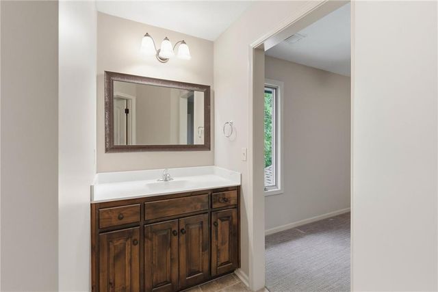 26132 W 108th Place, Olathe, KS 66061