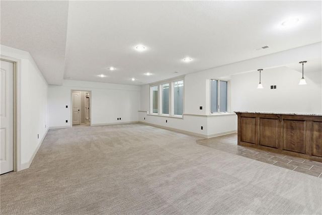 26132 W 108th Place, Olathe, KS 66061