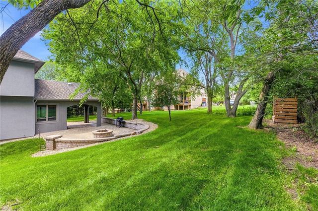 26132 W 108th Place, Olathe, KS 66061