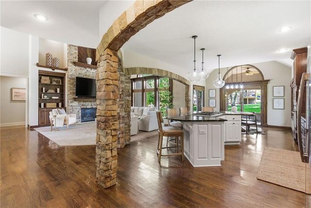 26132 W 108th Place, Olathe, KS 66061