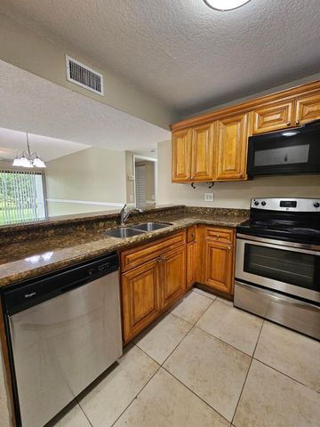1541 Windorah Way C, West Palm Beach, FL 33411