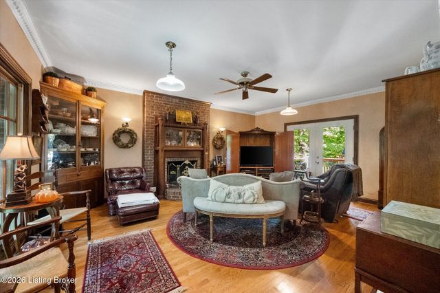 7101 Hickory Valley Rd, Jeffersontown, KY 40299