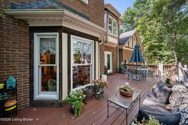 7101 Hickory Valley Rd, Jeffersontown, KY 40299