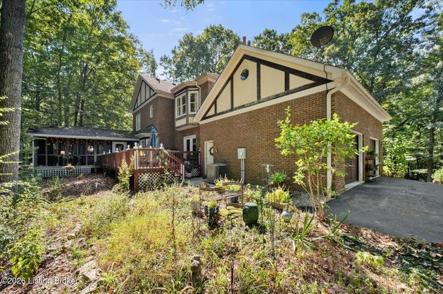7101 Hickory Valley Rd, Jeffersontown, KY 40299