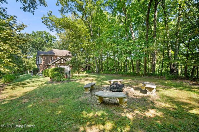7101 Hickory Valley Rd, Jeffersontown, KY 40299