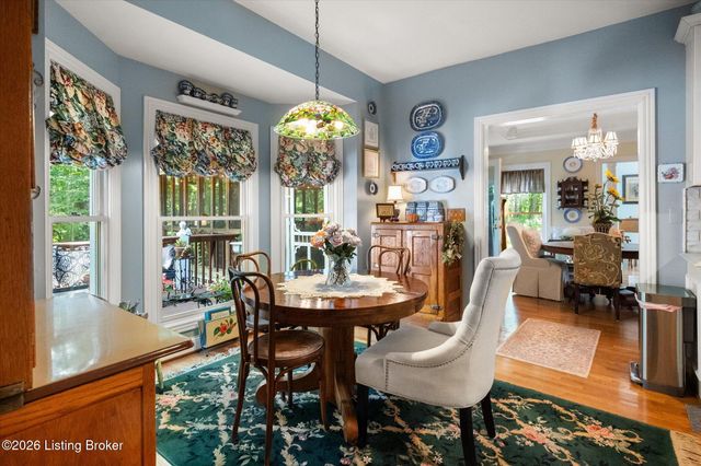7101 Hickory Valley Rd, Jeffersontown, KY 40299