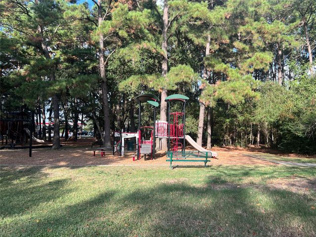 5718 Oakmoss Trail, Spring, TX 77379