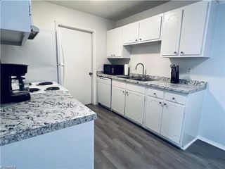 2240 Sunderland Road 71N, Winston-salem, NC 27103
