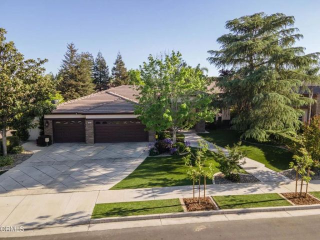12413 Locksley Drive, Bakersfield, CA 93311