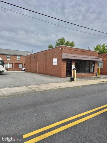 230 HOLMES RD, Holmes, PA 19043