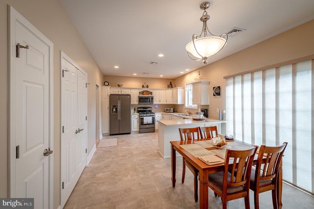 1710 STROUP CIR, Mechanicsburg, PA 17050