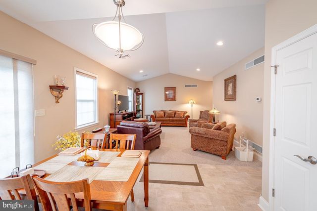 1710 STROUP CIR, Mechanicsburg, PA 17050