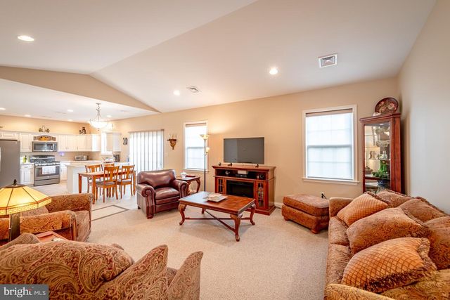1710 STROUP CIR, Mechanicsburg, PA 17050