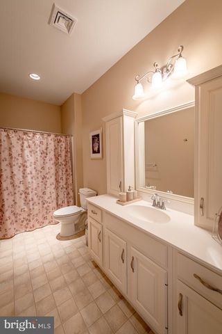 1710 STROUP CIR, Mechanicsburg, PA 17050