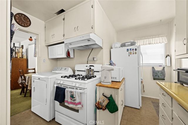 1306 W 1st Street, Monterey Park, CA 91754