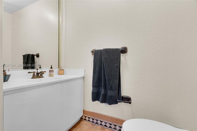 2204 SW 11th Terrace, Miami, FL 33135