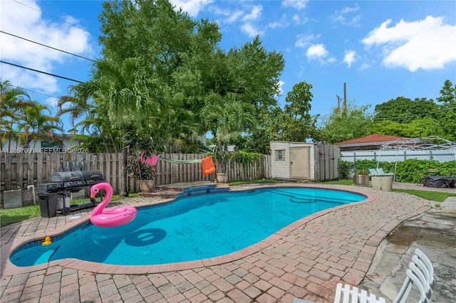 2204 SW 11th Terrace, Miami, FL 33135