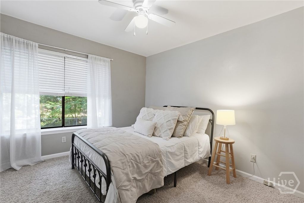 Image 16 of property listing at 4 E Deerwood Road, Savannah, GA 31410