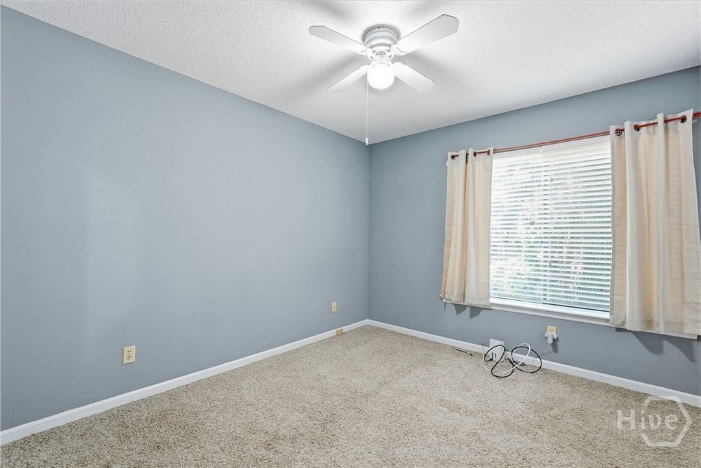 Image 25 of property listing at 4 E Deerwood Road, Savannah, GA 31410