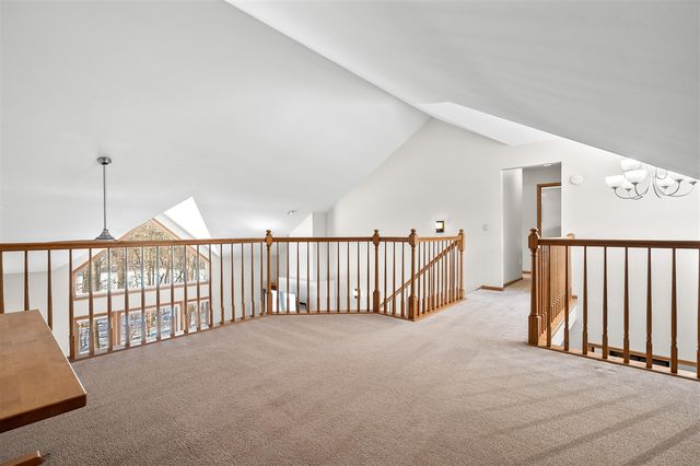 6147 Autumn Ridge, Richland, MI 49083