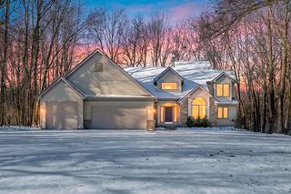 6147 Autumn Ridge, Richland, MI 49083