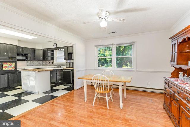 219 CEDAR LN, Colonial Beach, VA 22443