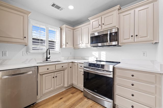 582 Crepe Myrtle Loop, Cabot, AR 72023