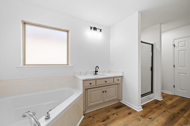 582 Crepe Myrtle Loop, Cabot, AR 72023