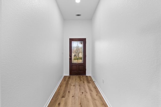 582 Crepe Myrtle Loop, Cabot, AR 72023