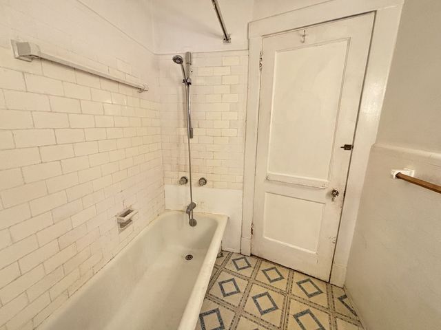 5165 Coral STREET, Friendship Park, PA 15224