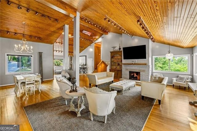 132 Laurel Drive NE, Atlanta, GA 30342