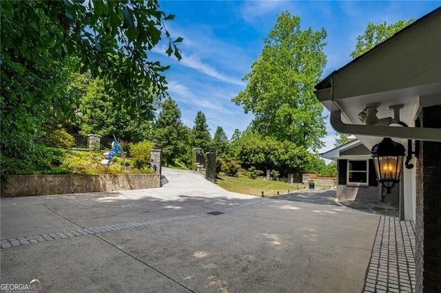 132 Laurel Drive NE, Atlanta, GA 30342