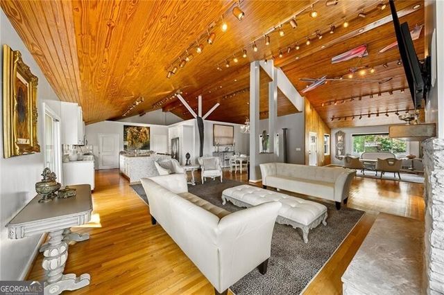 132 Laurel Drive NE, Atlanta, GA 30342
