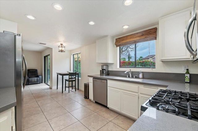 78600 Via Corrido, La Quinta, CA 92253